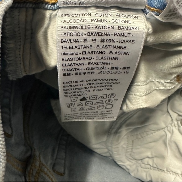 Levi's Women's Wedgie Fit Straight Leg distressed Jeans Size 25 - Picture 10 of 11